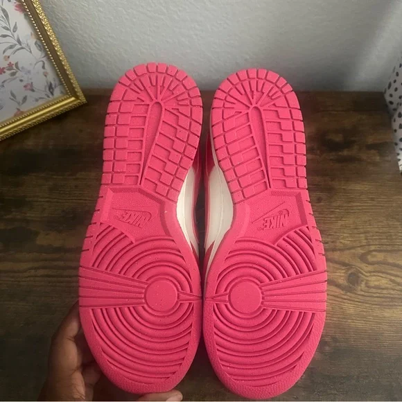 Nike Dunk Low WMNS “Pink/White” - Picture 5 of 7